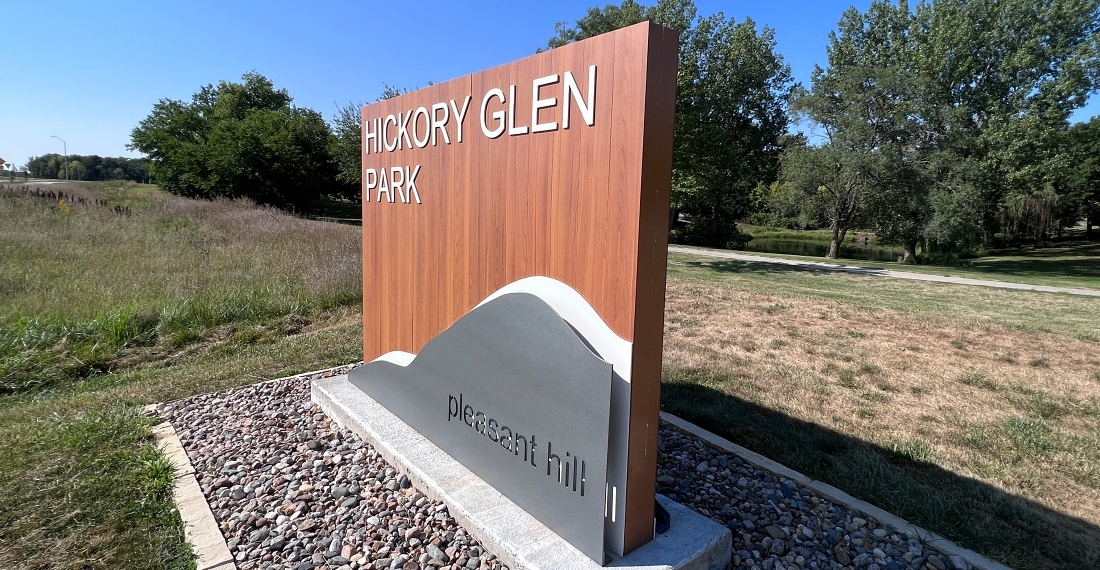 CityofPleasantHill.HickoryGlen.WoodFinish.Monument.jpg