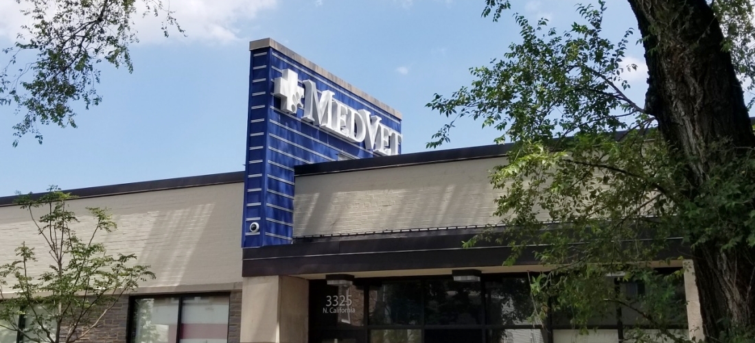 Med Vet Outdoor Signage LOGO 2
