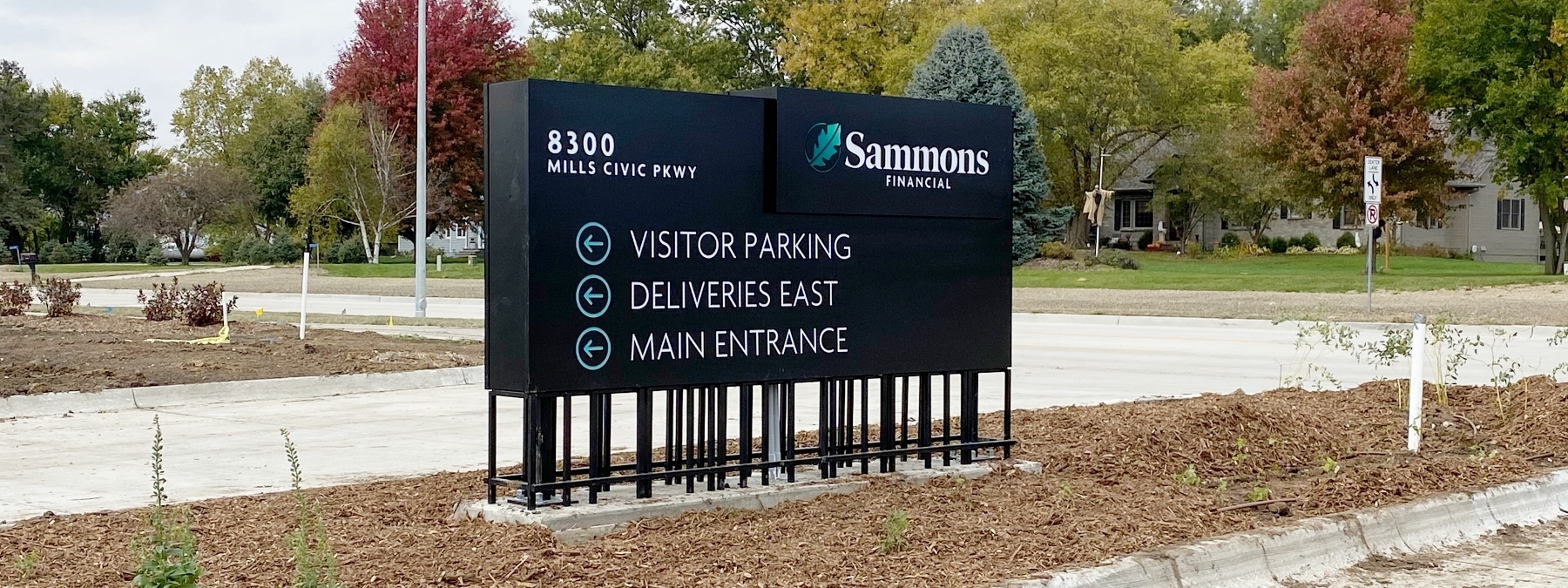 Sammons.ExteriorWayfinding.SI_2021-03-23-195743.jpg